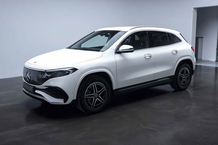 Hvid Mercedes EQA250+ fra 2026
