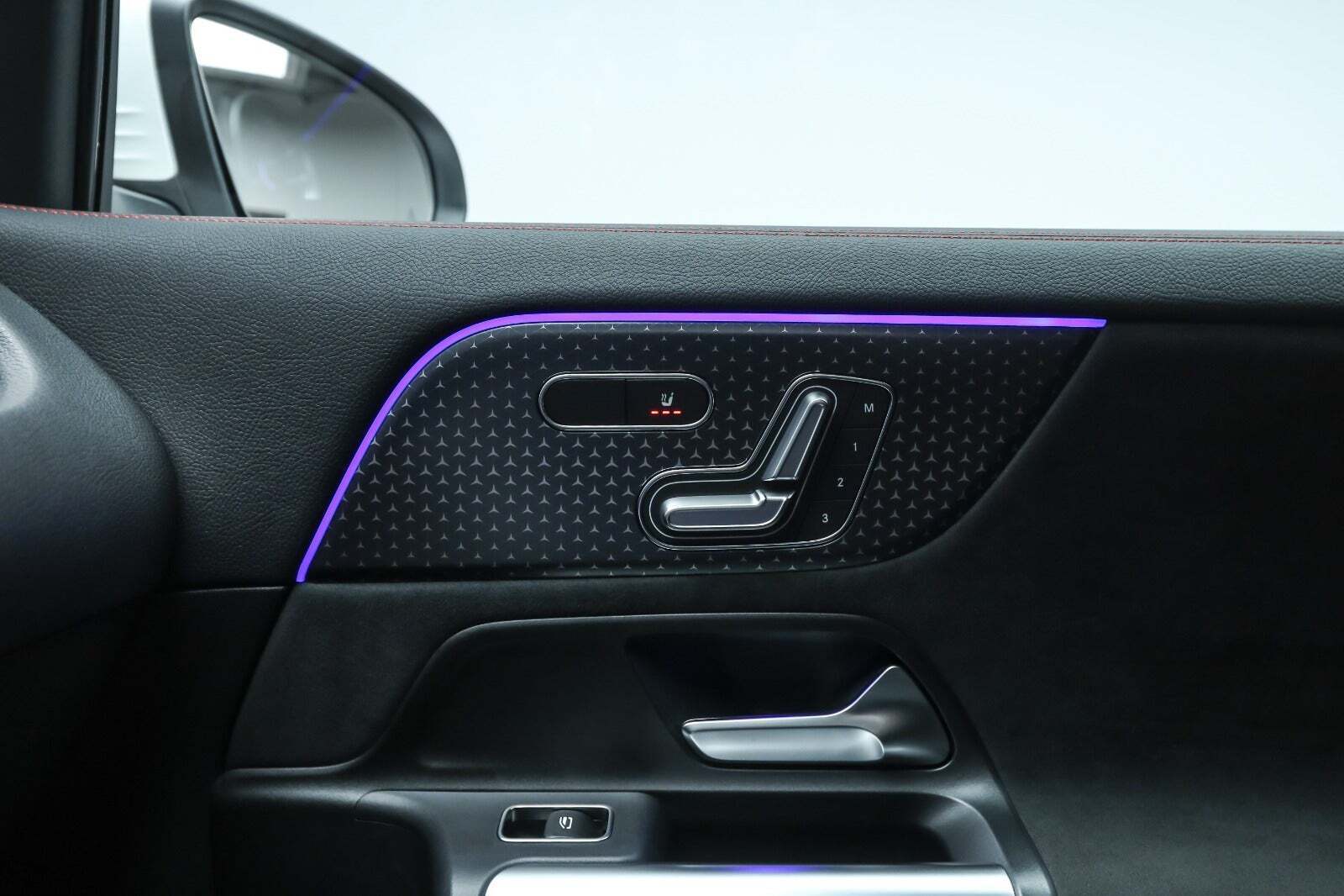 Hvid Mercedes EQA250+ fra 2026