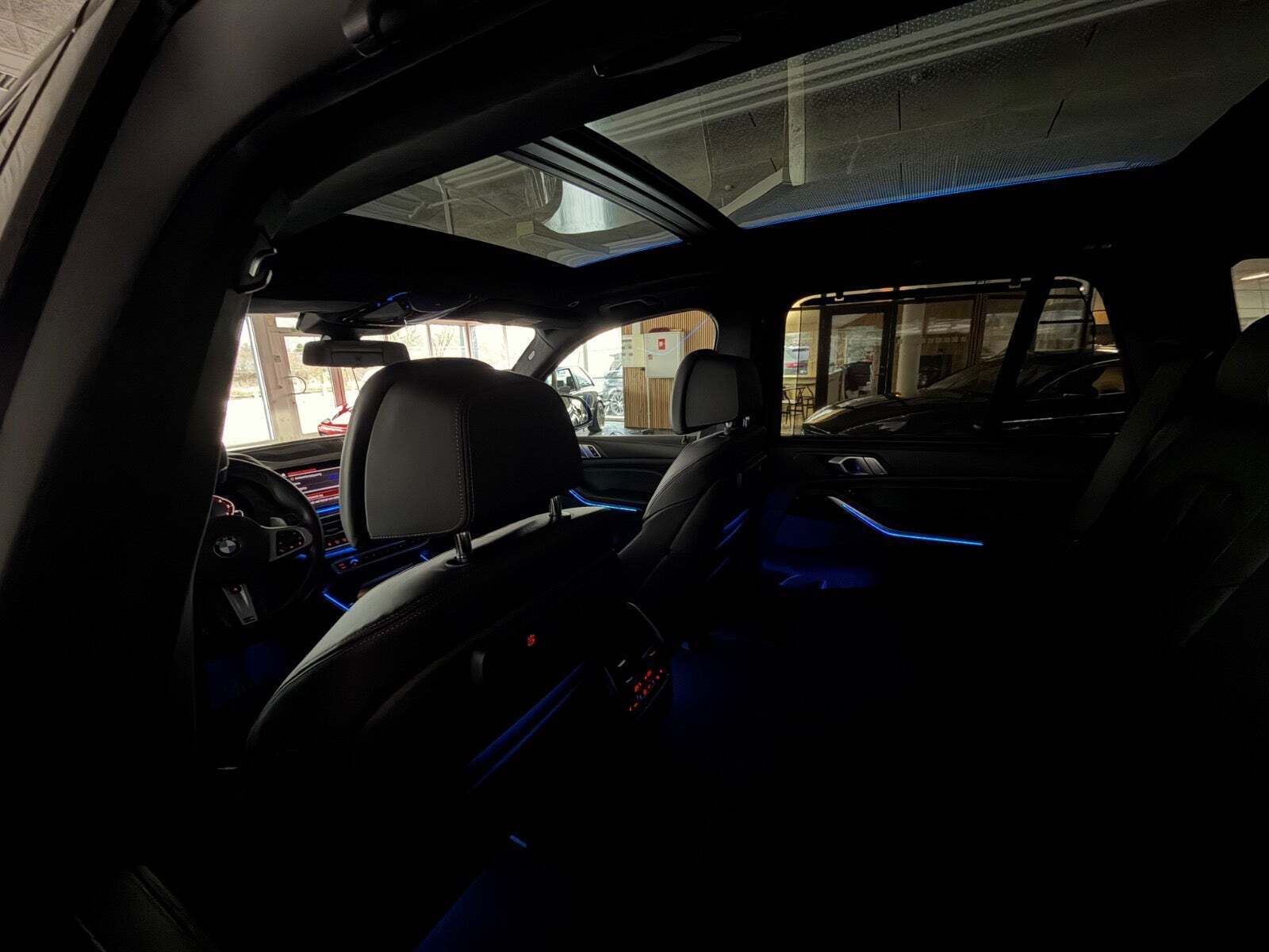 Sort BMW X5 fra 2021