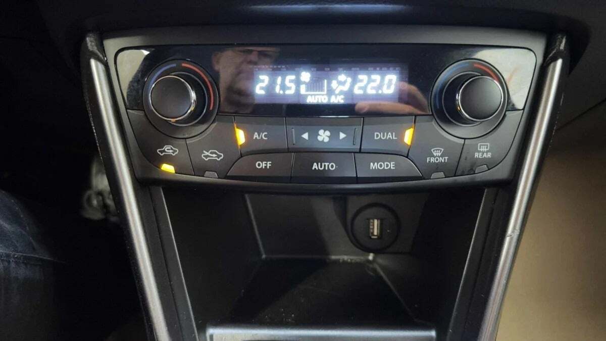 Grå Suzuki S-Cross fra 2022