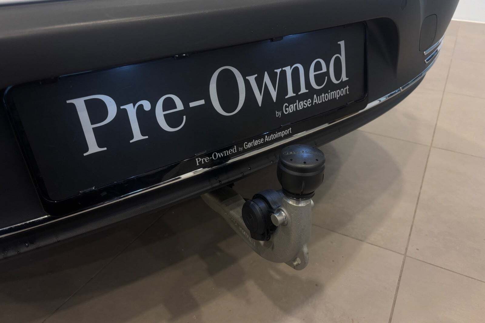 Hvid Mercedes EQB250+ fra 2025