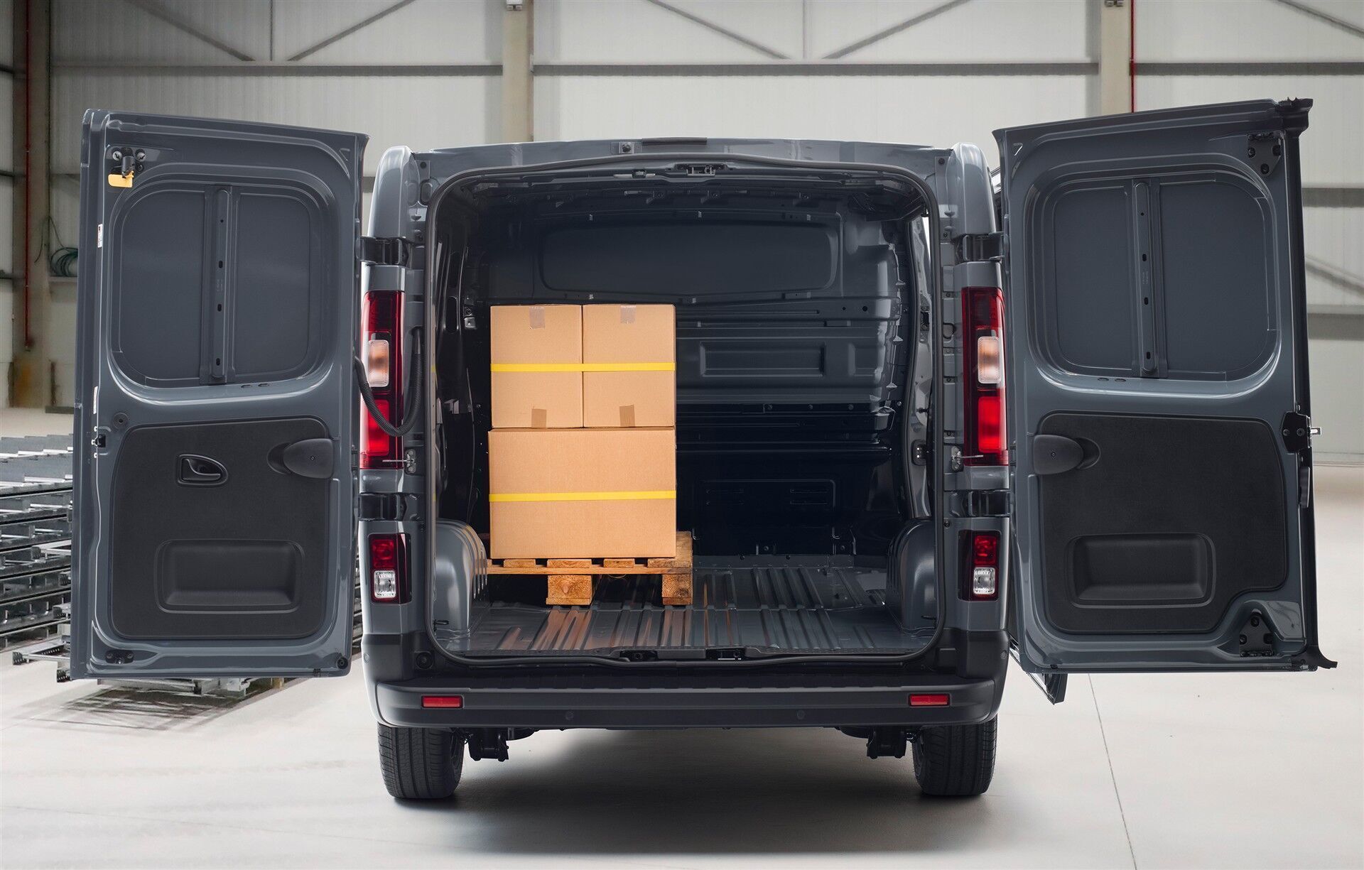 Nissan Primastar 2,0 L2H1 DCi N-Connecta 150HK Van 6g Aut.