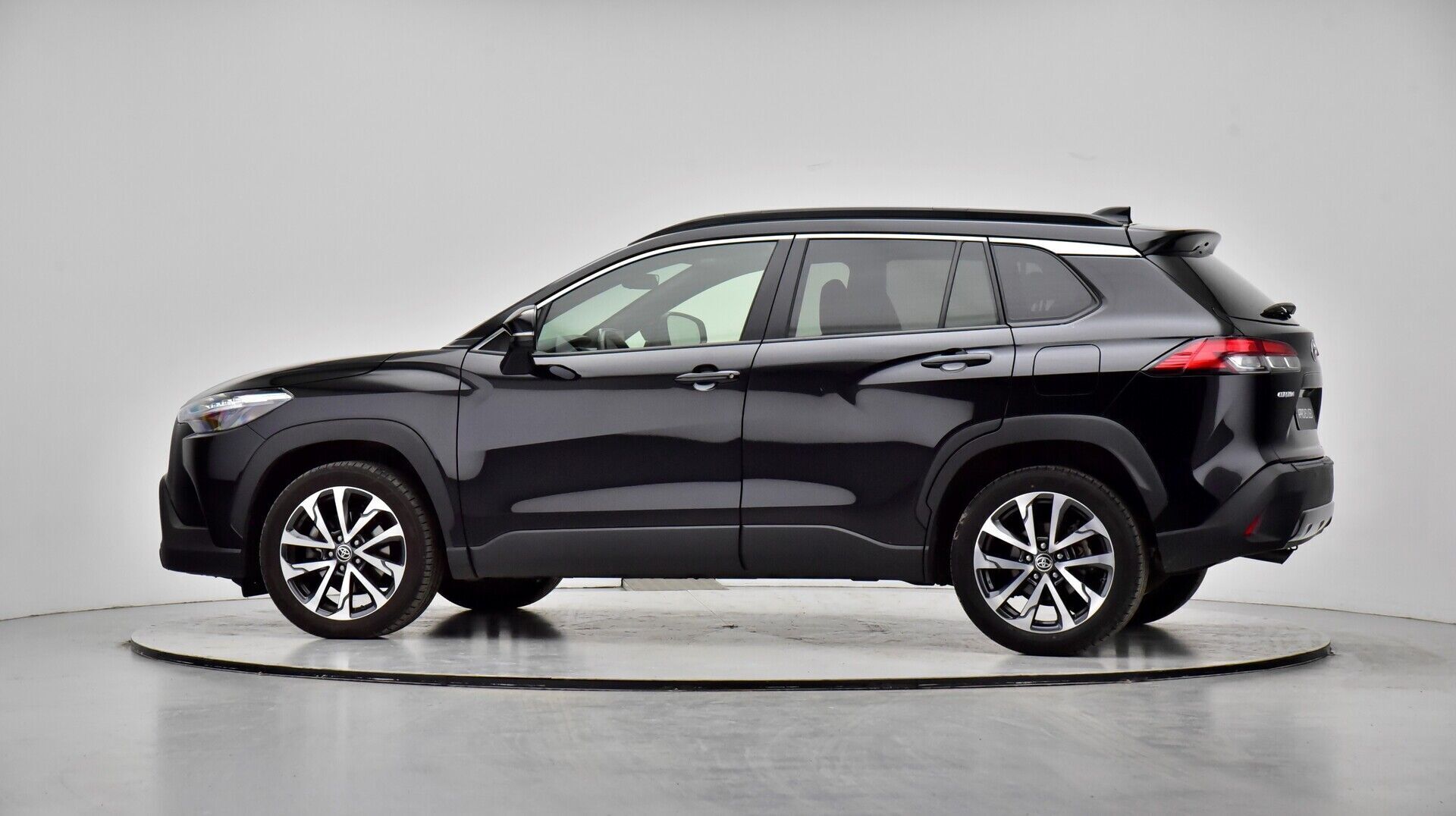 Toyota Corolla Cross 2,0 Hybrid Style Comfort E-CVT 197HK 5d Aut.