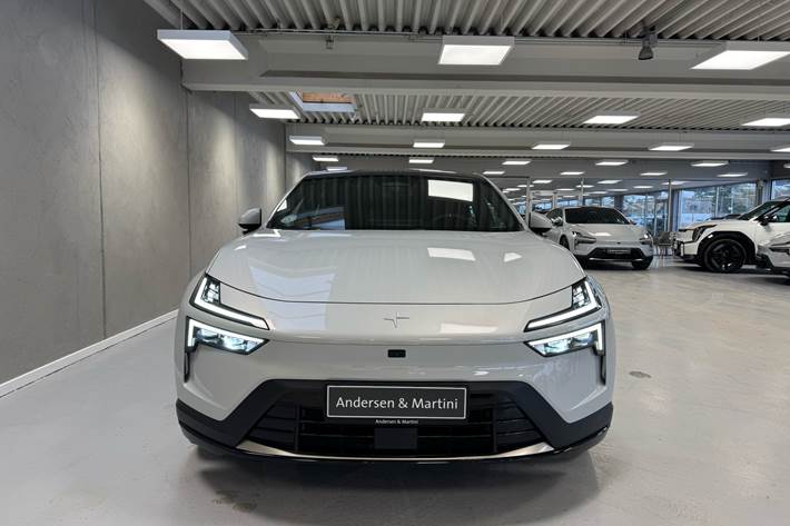 undefined Polestar 4 fra 2025