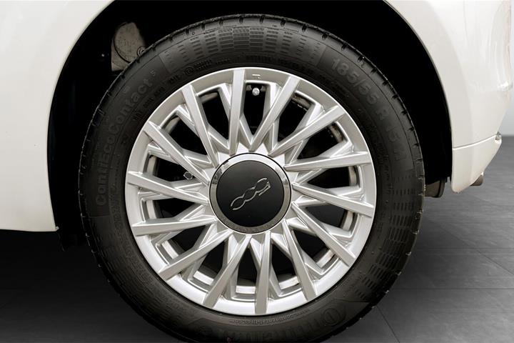 Hvid Fiat 500 fra 2019