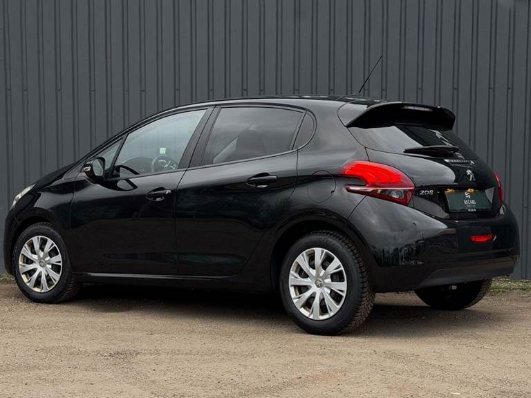 Peugeot 208 1,5 BlueHDi 100 Envy