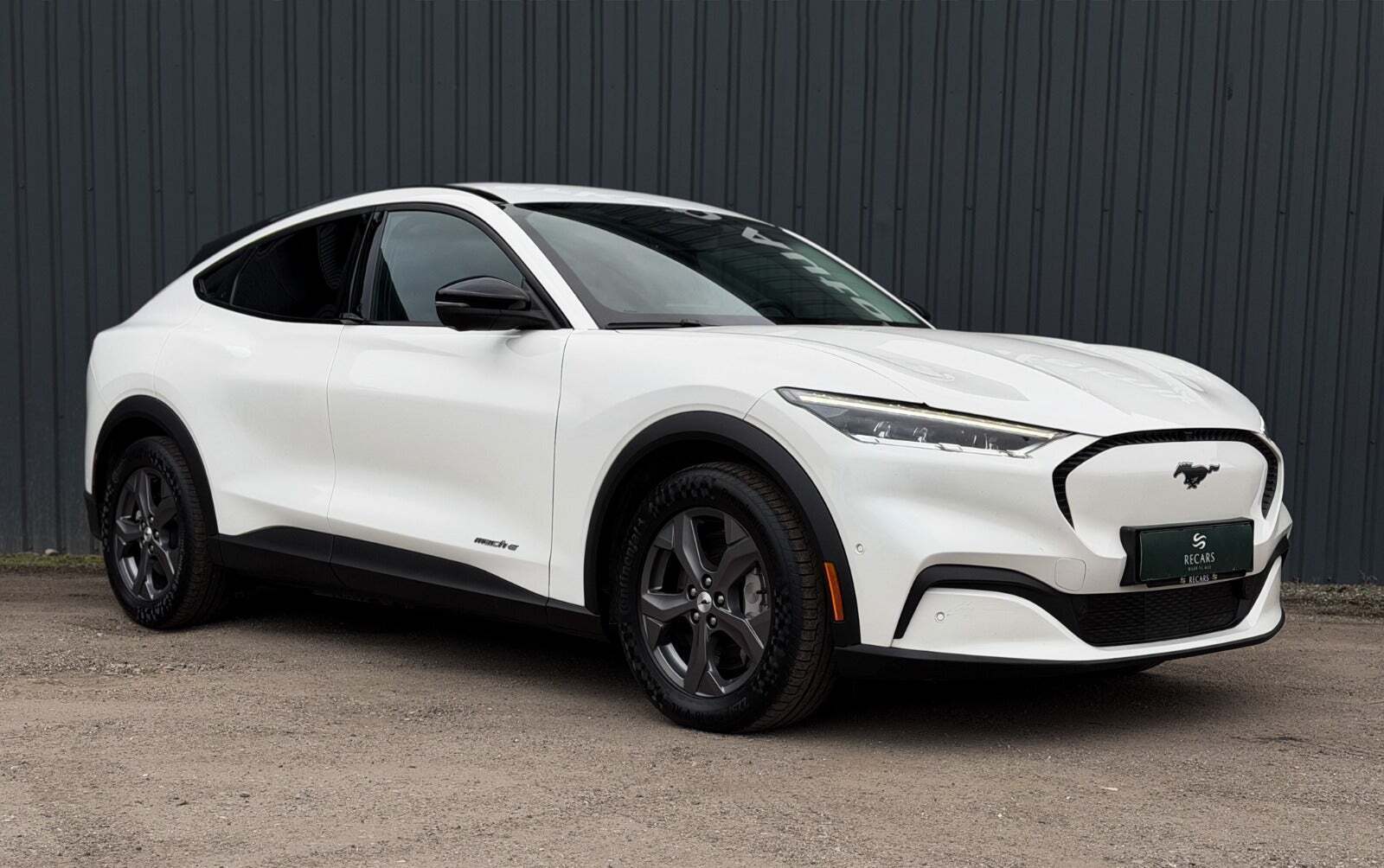 Ford Mustang Mach-E 70 Standard Range