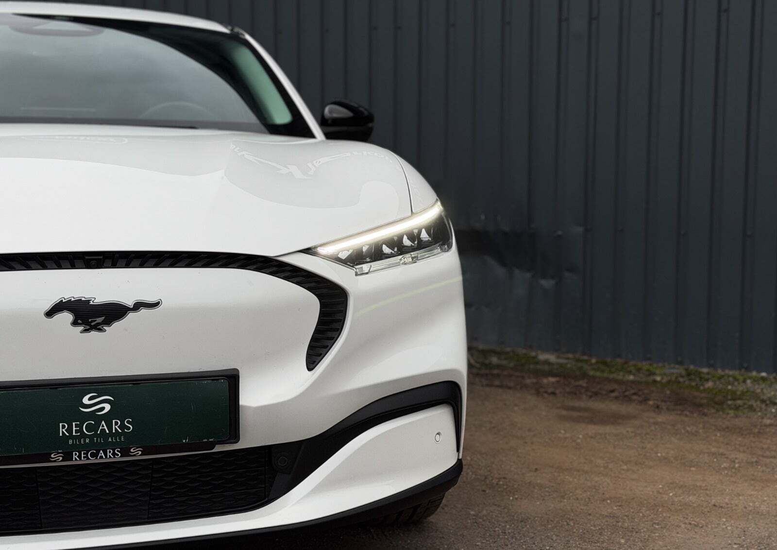 Ford Mustang Mach-E 70 Standard Range