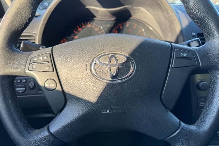 undefined Toyota Avensis fra 2006