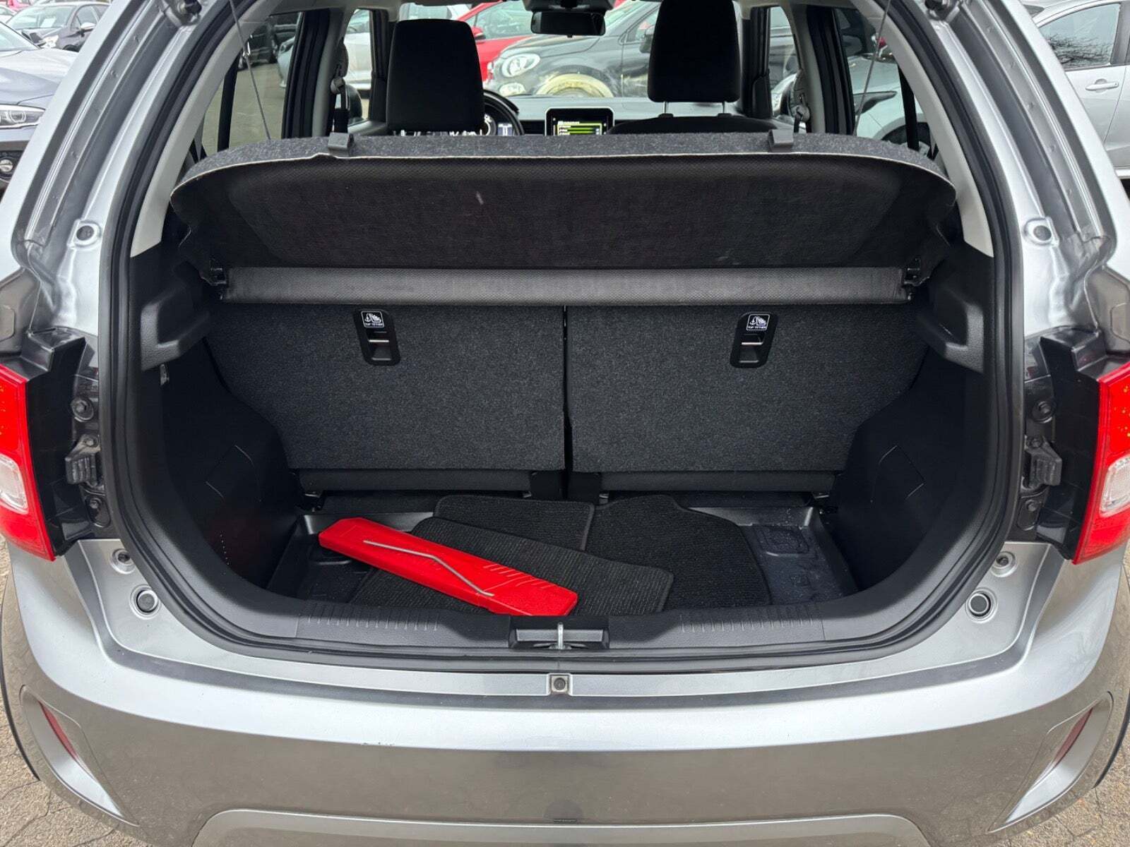 Grå Suzuki Ignis fra 2021