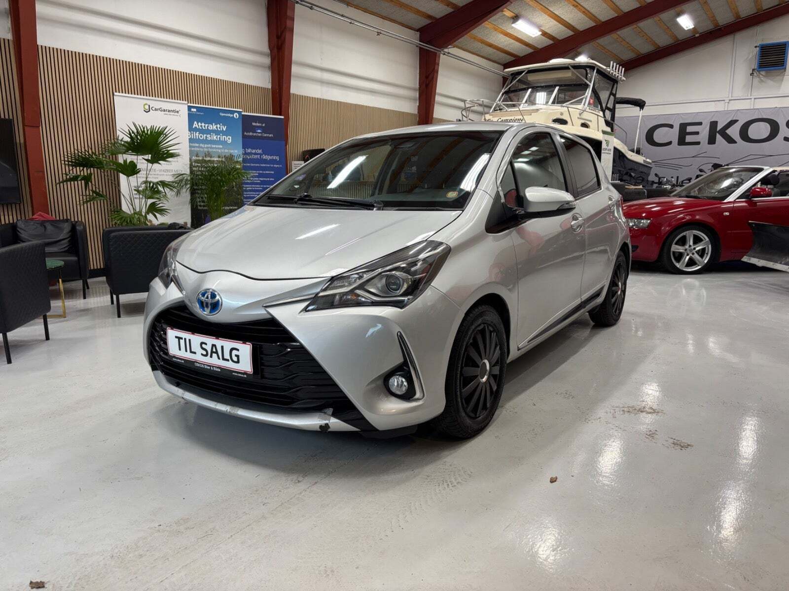 Toyota Yaris 1,5 Hybrid H3 Limited e-CVT