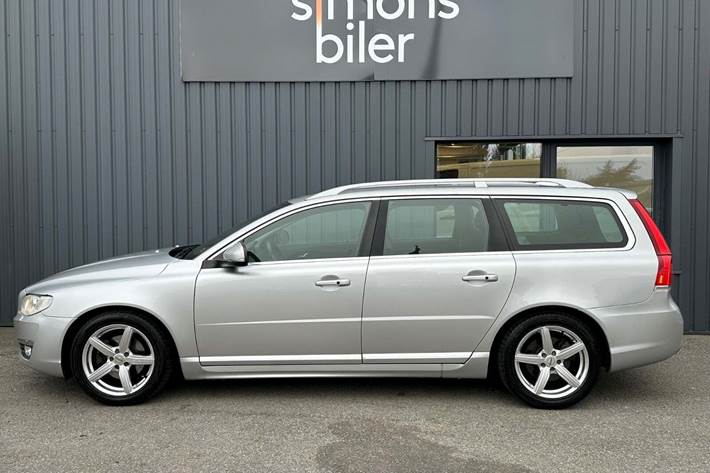 Sølv Volvo V70 fra 2016