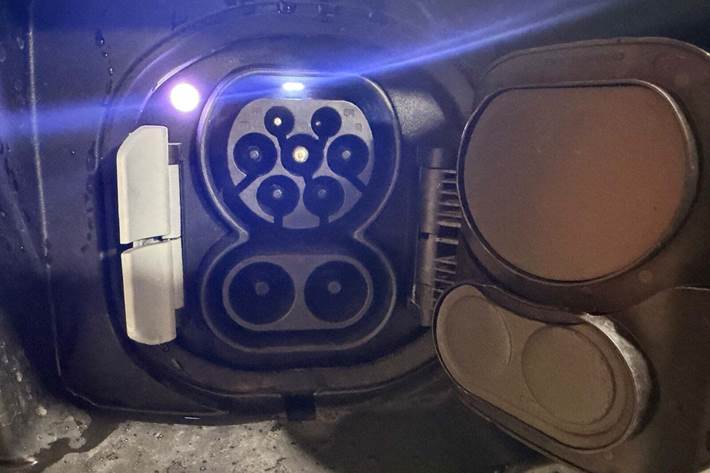 Grå BMW iX1 fra 2024