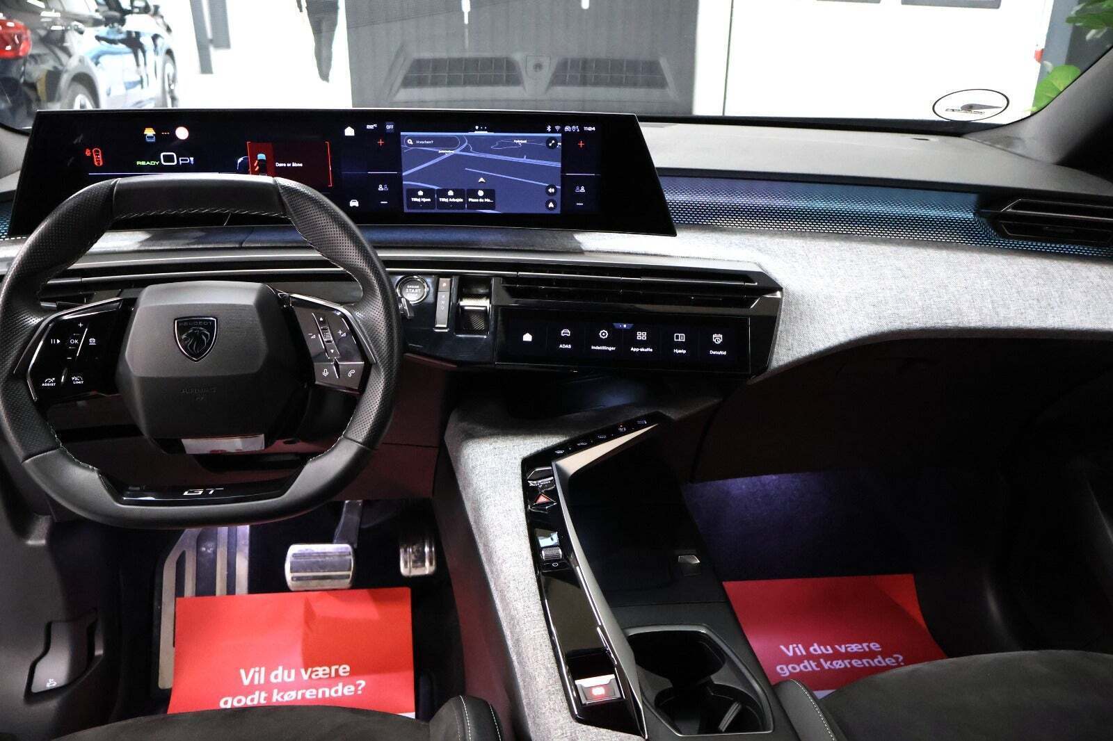 Peugeot e-3008 77 GT