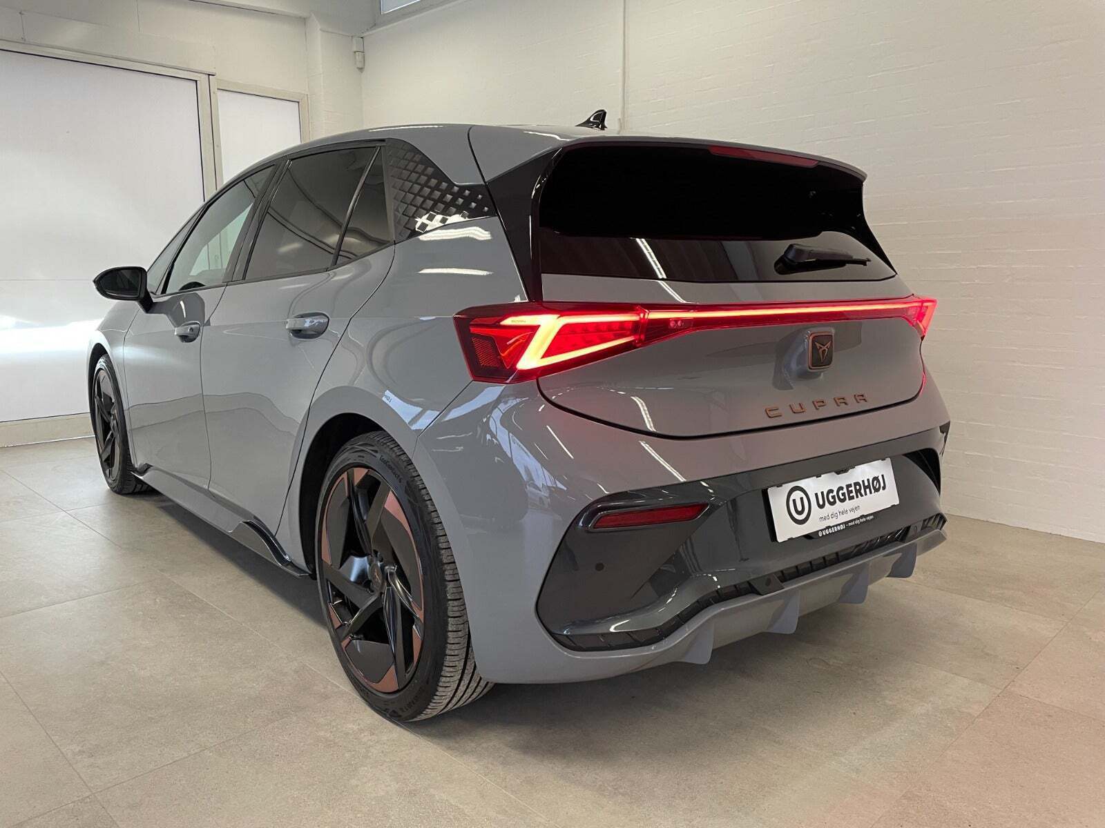 Cupra Born 58 e-Boost Dinamica Pack High