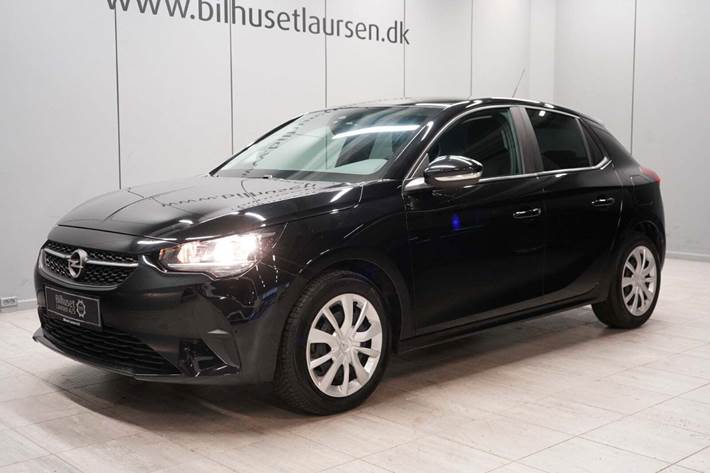 Sort Opel Corsa fra 2023 set udefra