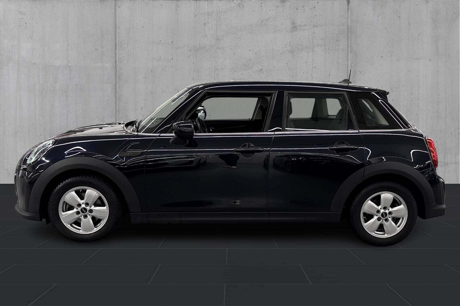 Mini Cooper 1,5 Essential aut.