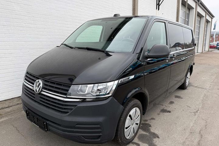 Sort VW Transporter fra 2021