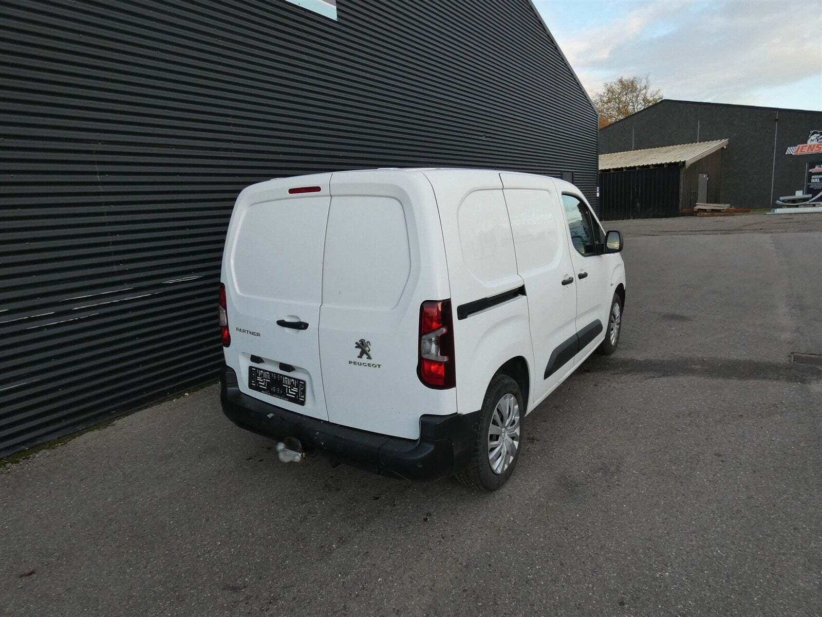 Peugeot Partner 1,5 BlueHDi 100 L1V1 Plus Van