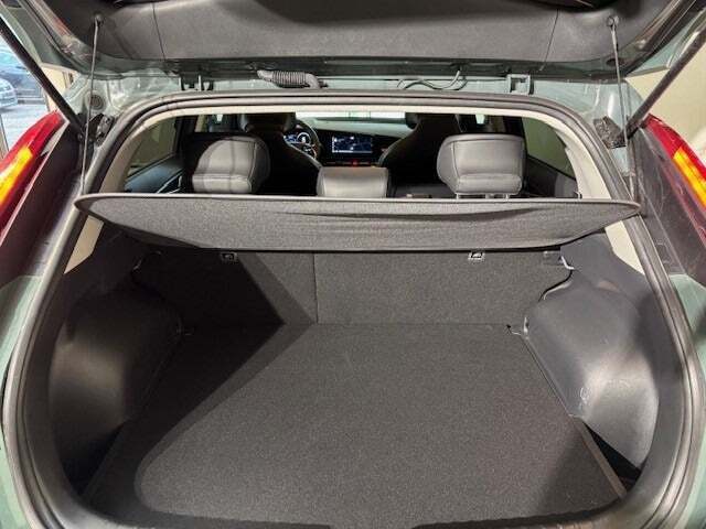 Sort Kia Niro fra 2023