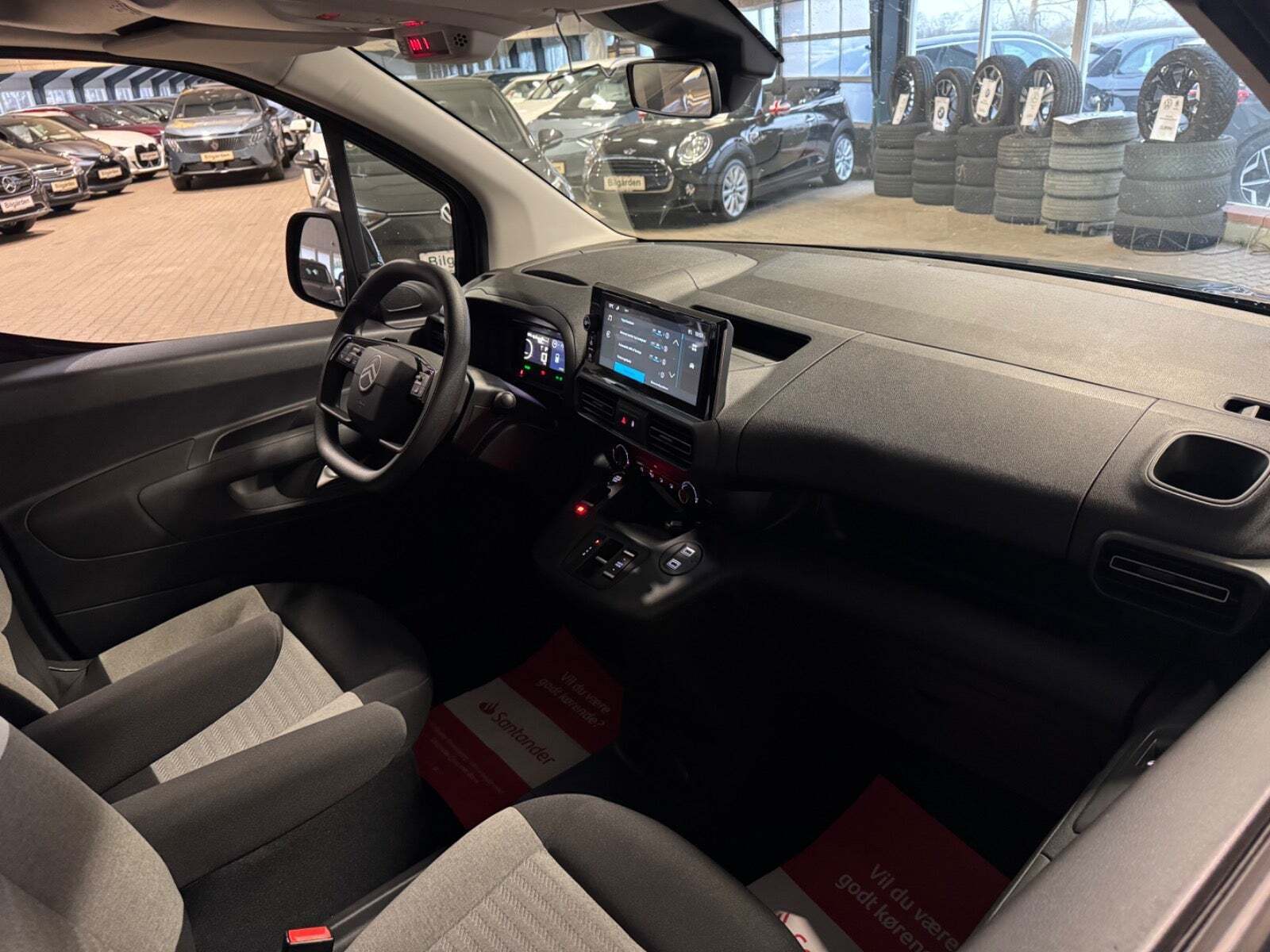 Sort Citroën ë-Berlingo fra 2024