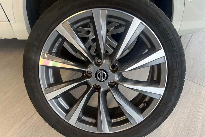 Hvid Nissan Qashqai fra 2020