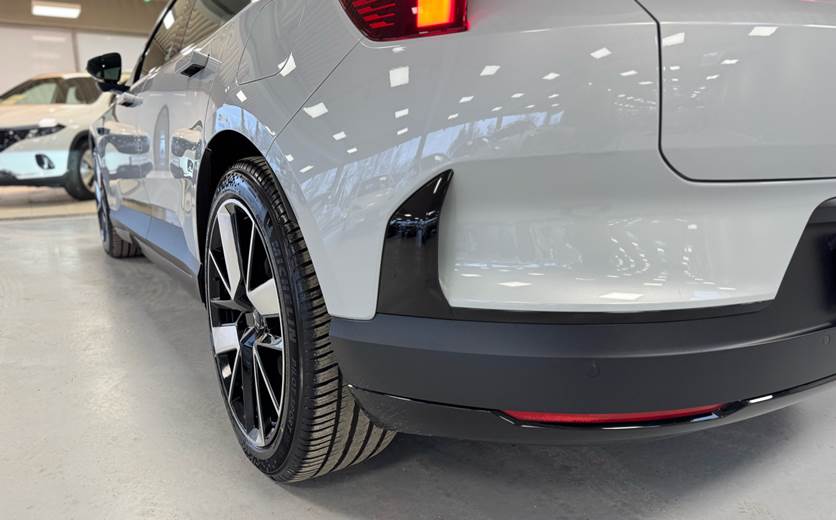 Polestar 4