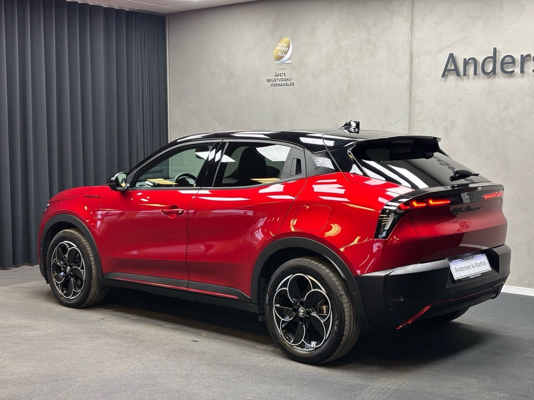 Alfa Romeo Junior EL Speciale 156HK 5d Aut.