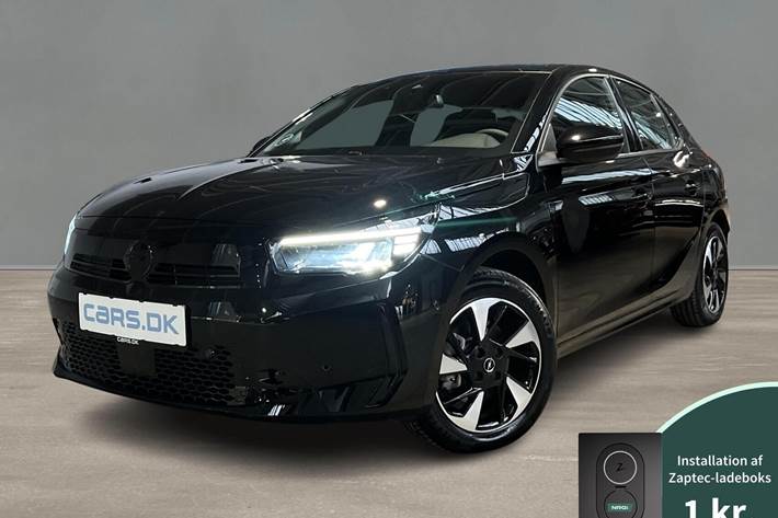 Sort Opel Corsa-e fra 2024 set udefra