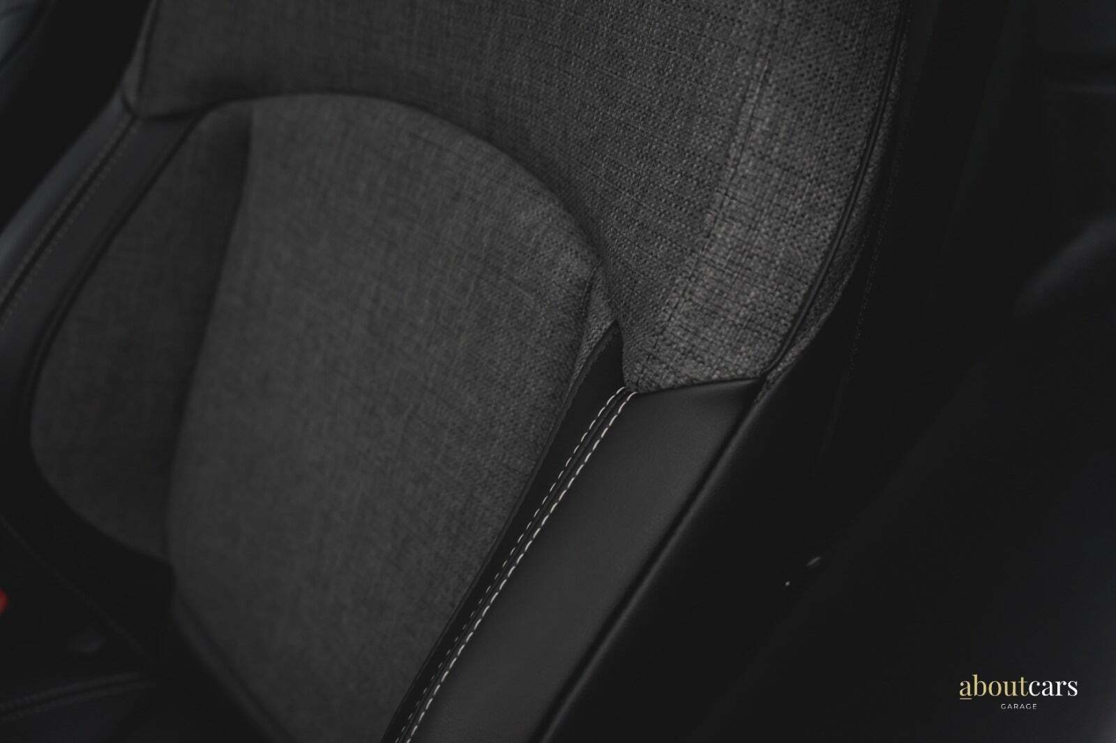 Sølv Mini Cooper SE fra 2023