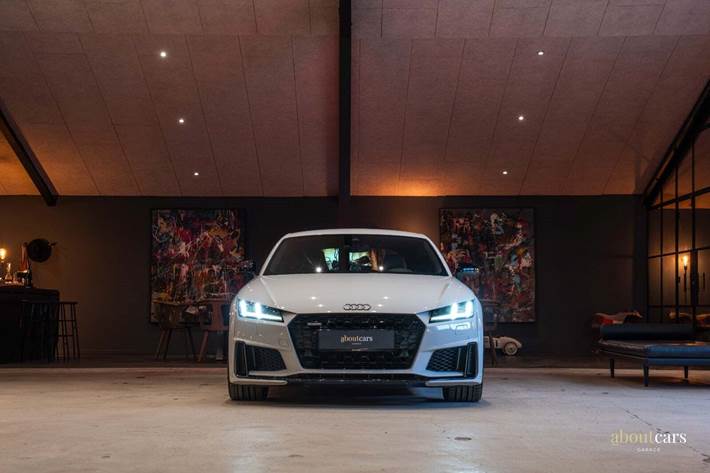 Hvid Audi TT fra 2020