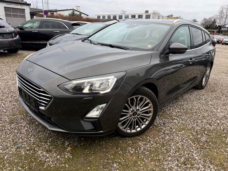 Ford Focus 1,0 EcoBoost Titanium stc.