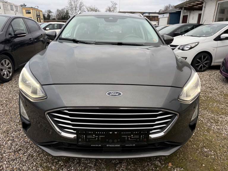 Ford Focus 1,0 EcoBoost Titanium stc.