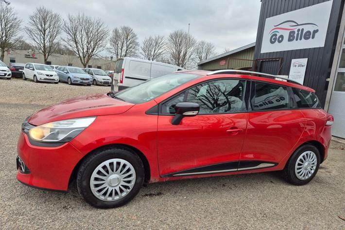 Grøn Renault Clio IV fra 2015