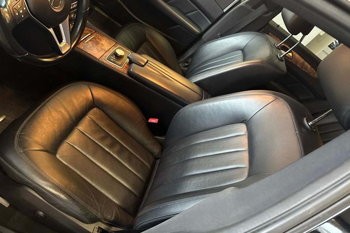 Grå Mercedes CLS350 fra 2014