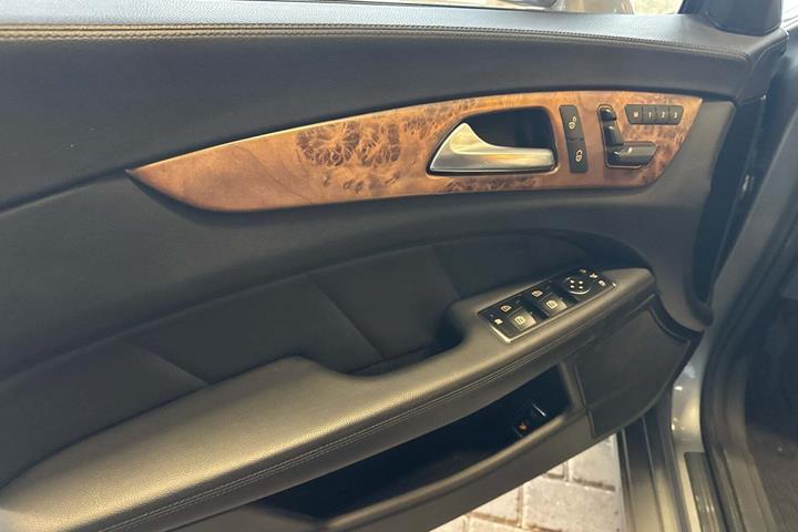 Grå Mercedes CLS350 fra 2014