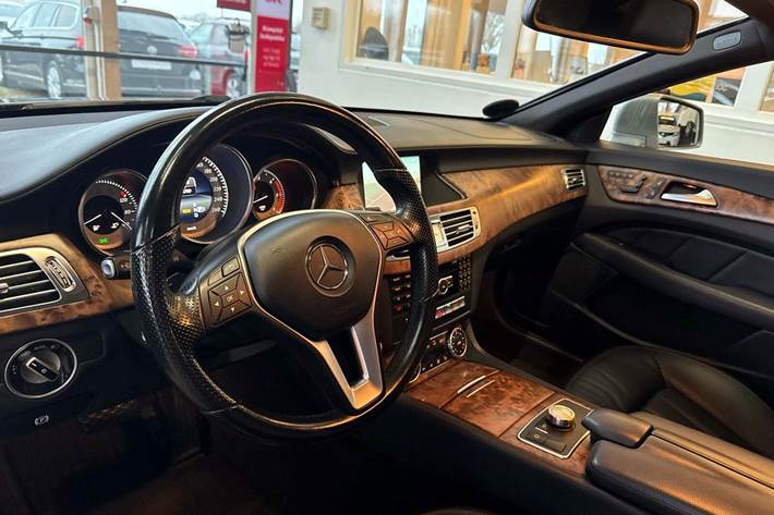 Grå Mercedes CLS350 fra 2014
