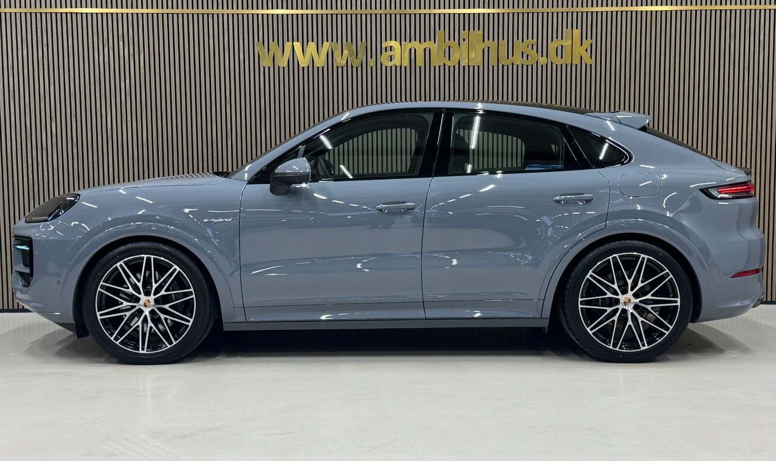 Porsche Cayenne 3,0 E-Hybrid Coupé Tiptr.