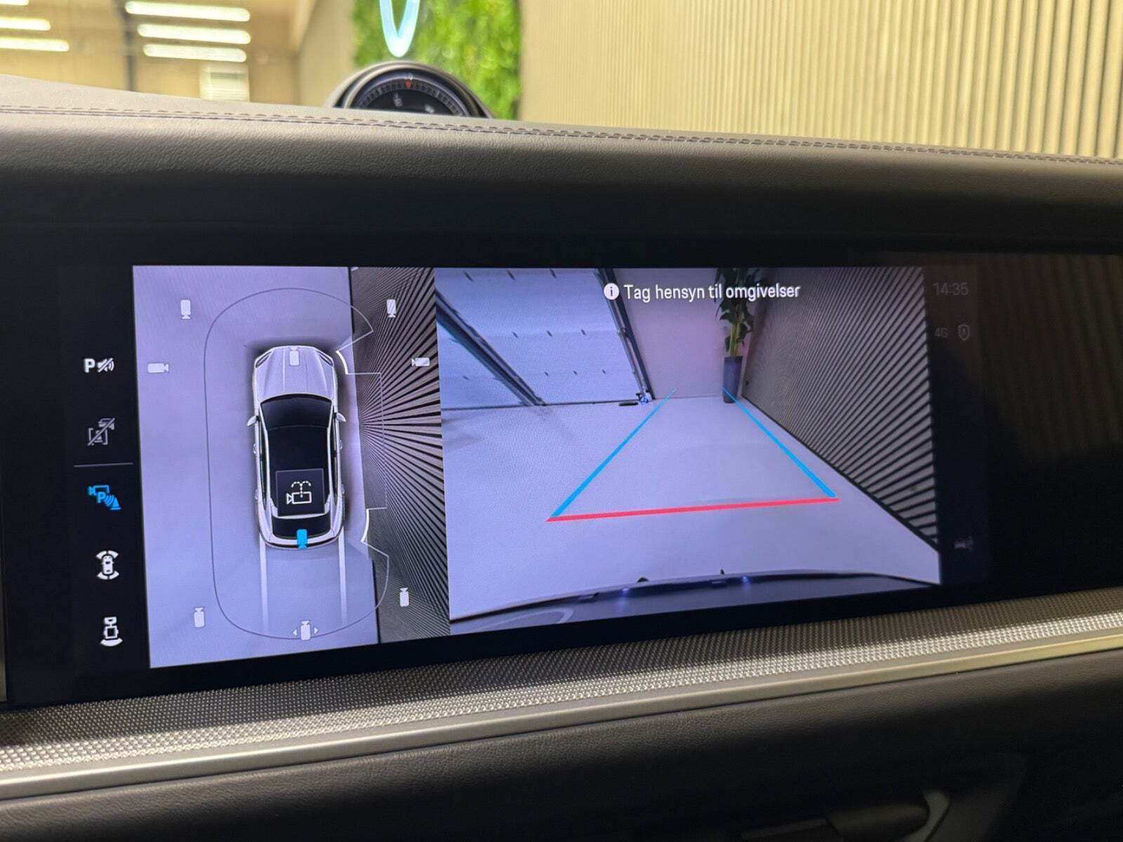 Grå Porsche Cayenne fra 2026