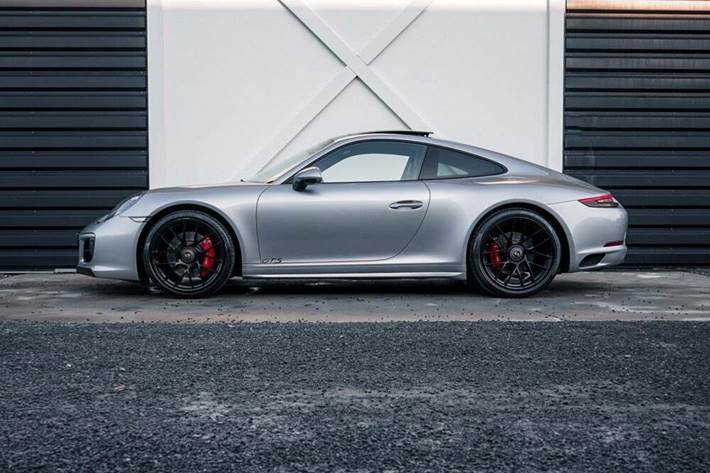 undefined Porsche 911 Carrera 4 GTS fra 2017