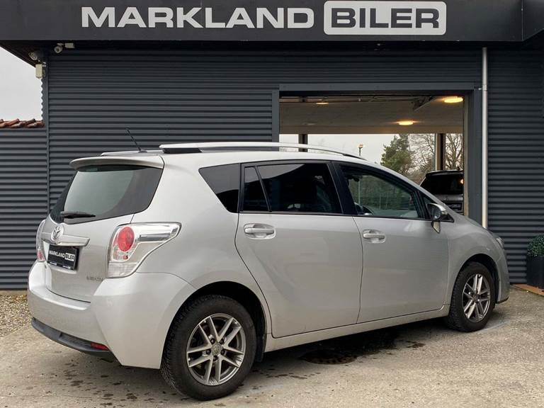 Toyota Verso 1,8 VVT-i T2 Touch 7prs