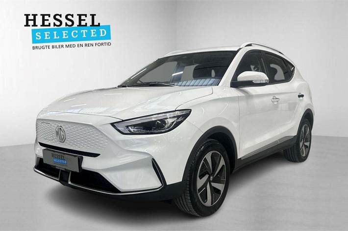 Hvid MG ZS fra 2022 set udefra