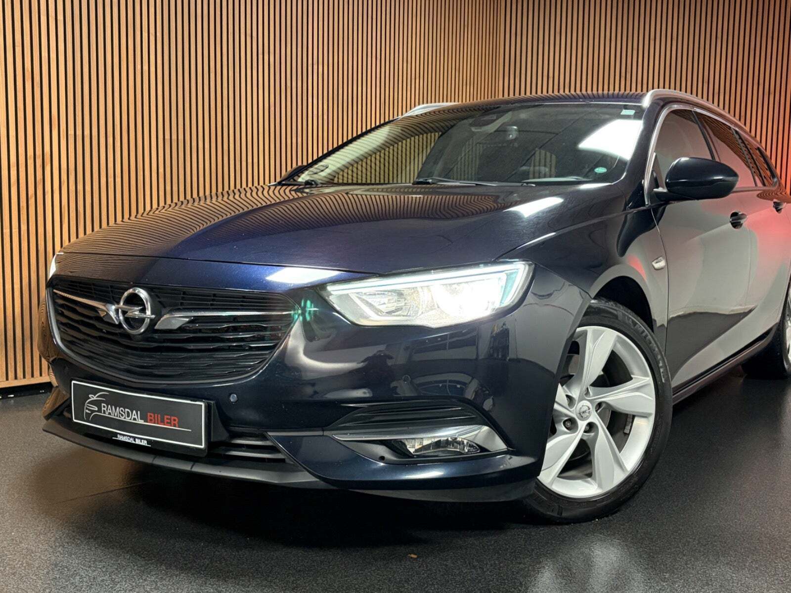 Opel Insignia 1,5 T 165 Dynamic Sports Tourer