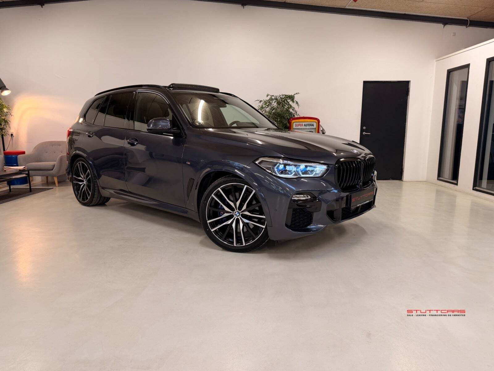 undefined BMW X5 fra 2020