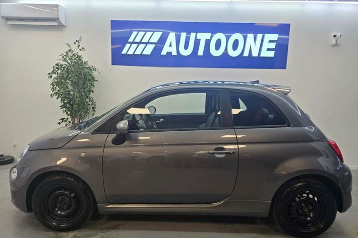 Grå Fiat 500 fra 2021