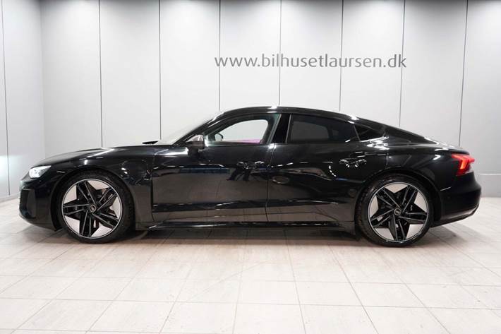 Sort Audi RS e-tron GT fra 2022