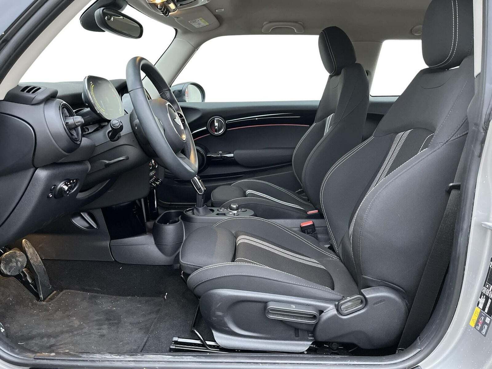 Mini Cooper SE Classic Trim