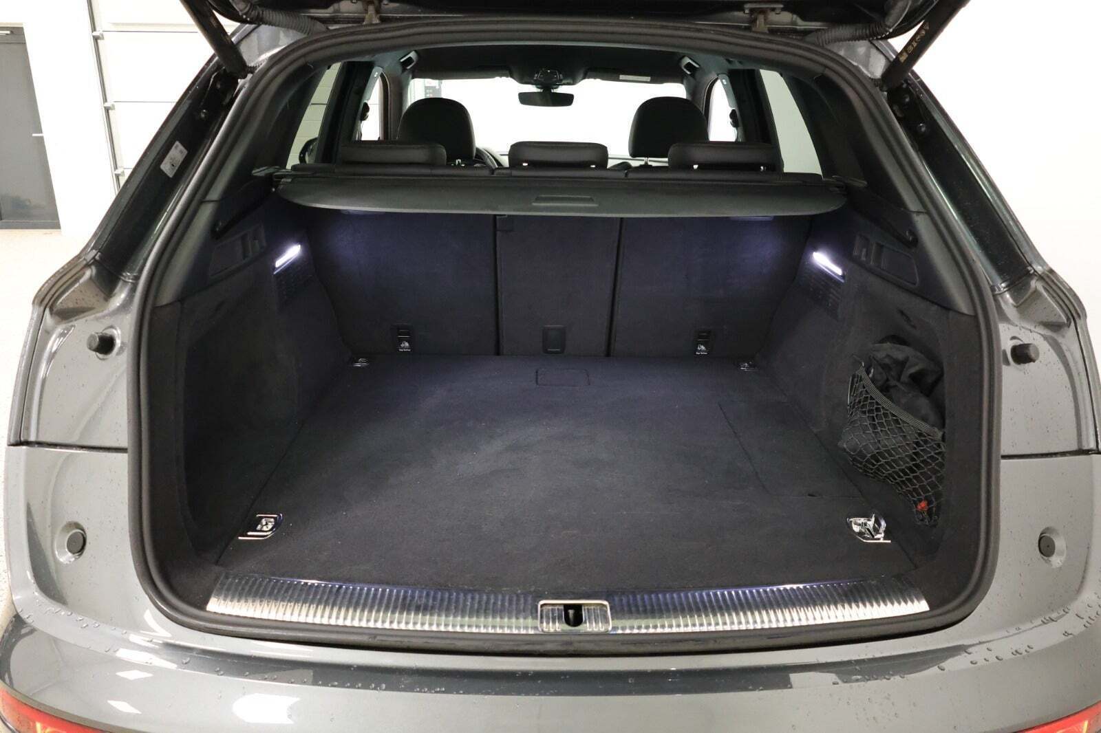 Sort Audi Q5 fra 2021