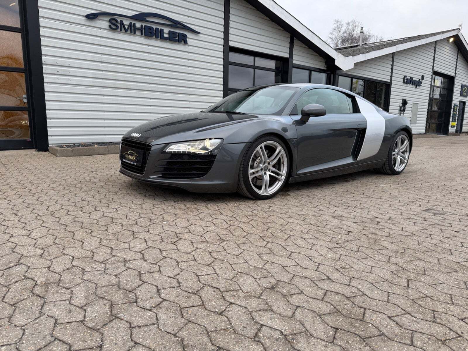 Audi R8 4,2 FSi Coupé quattro R-tr.
