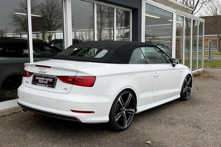Hvid Audi A3 fra 2015